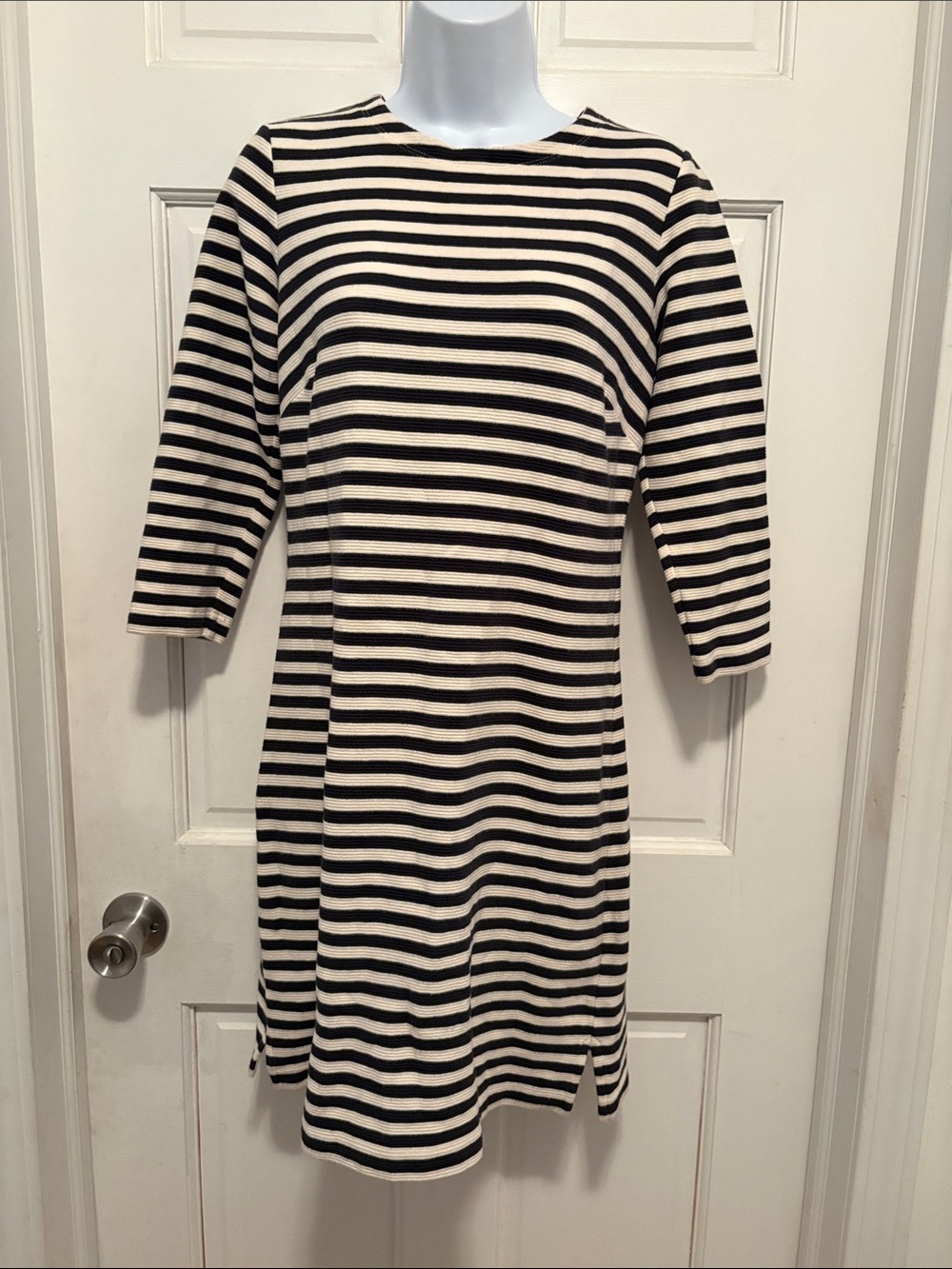 Vineyard Vines Black and Cream Striped Midi Dress size XS
